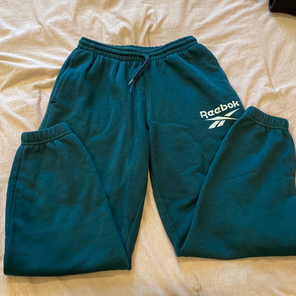 Women’s Reebok Sweatpants S Forest Green, barely used
